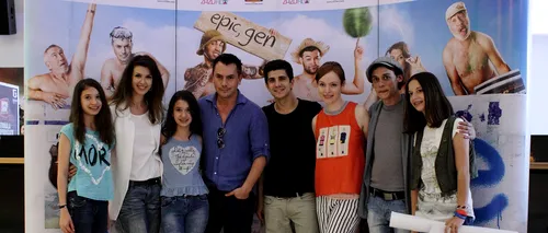 Comedia #Selfie, pe placul tinerilor din România. Echipa filmului s-a întâlnit cu fanii - TRAILER