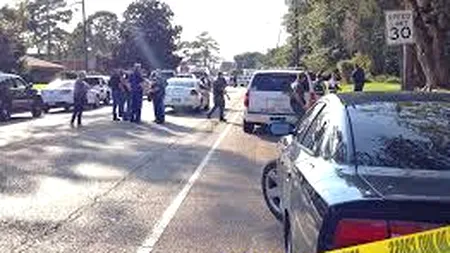 Doi morți, inclusiv un polițist, și doi răniți în SUA în urma unui atac comis de un bărbat