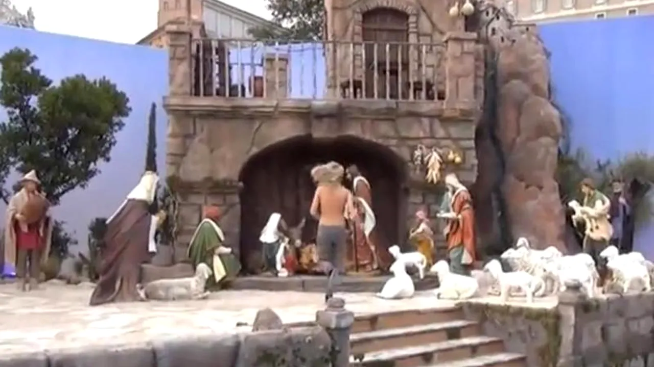 Membra Femen care a încercat să fure statueta pruncului Isus din Piața Sfântul Petru a fost eliberată