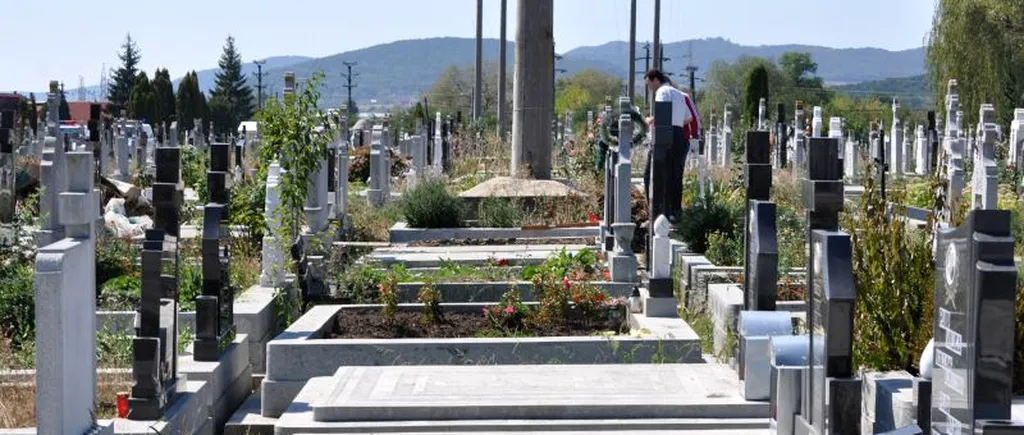 Șapte parlamentari vor să rezolve problema firmelor care au în posesie cimitire și nu le pot extinde