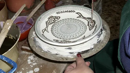 Universitatea din Bucureşti a lansat un proiect pentru protejarea şi valorificarea tradiţiilor şi elementelor din folclorul românesc