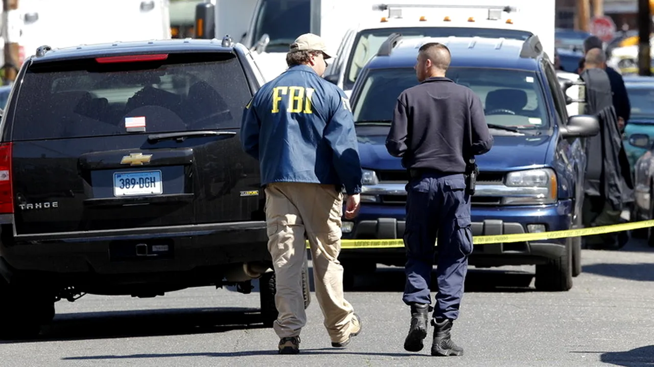 Adolescentul căutat la Boston pentru terorism a devenit cetățean american pe 11 septembrie 2012