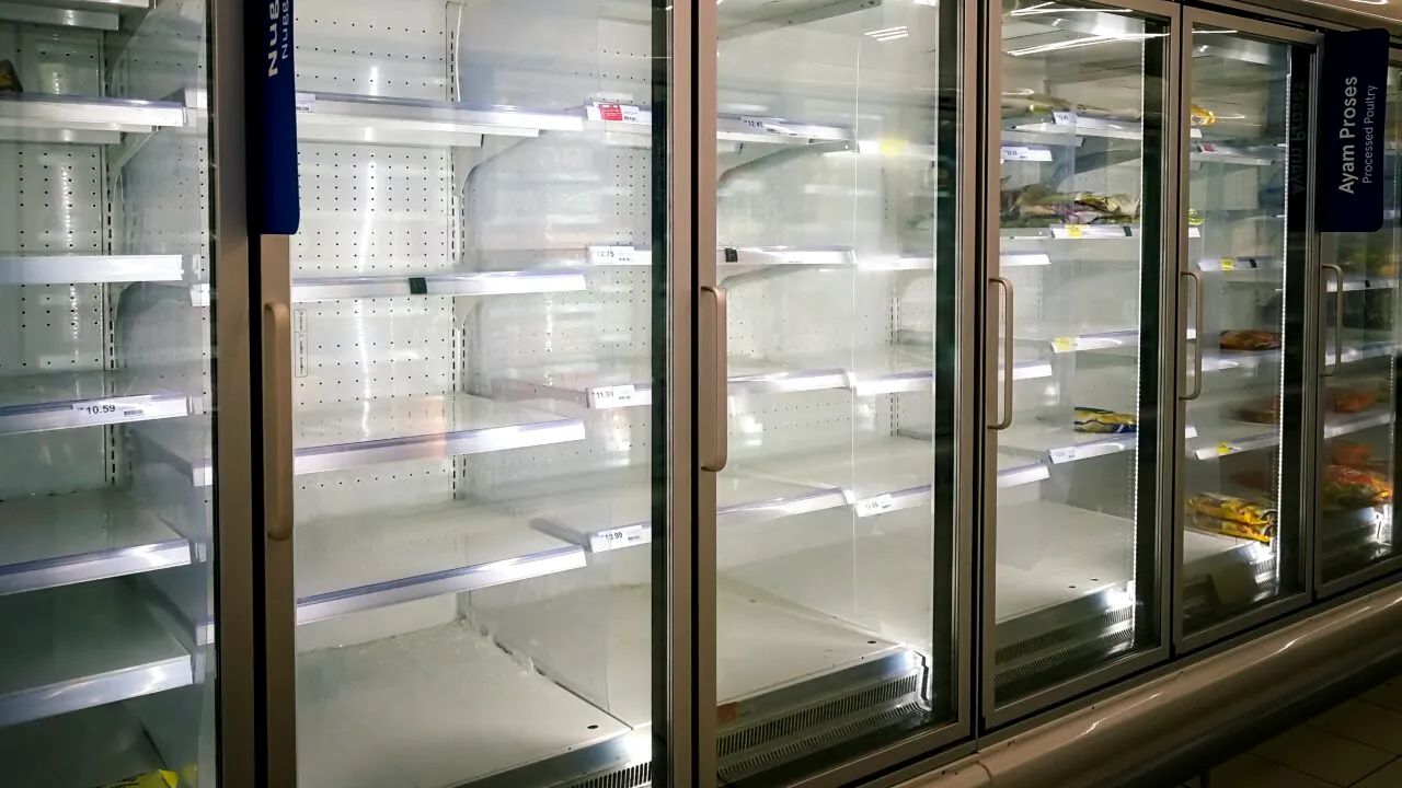 A fost semnalat un incident de securitate ce vizează vulnerabilități ale unor instalații frigorifice. Cel puțin 350 de supermarketuri, afectate în Franța