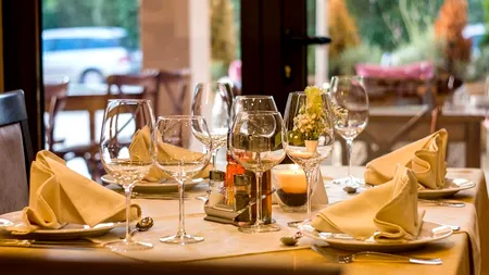 Județul din România unde restaurantele, cafenelele și sălile de cinema se redeschid de marți. Anunțul oficial al Prefecturii