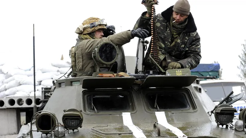 Kievul lasă separatiștii din Est să-și organizeze alegeri, în timp ce își pregătește ofensiva