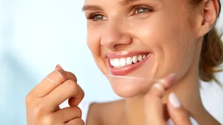 Spălatul pe dinți și o bună igienă dentară ar putea diminua riscul de contractare a SARS-CoV-2. Ce arată un nou studiu