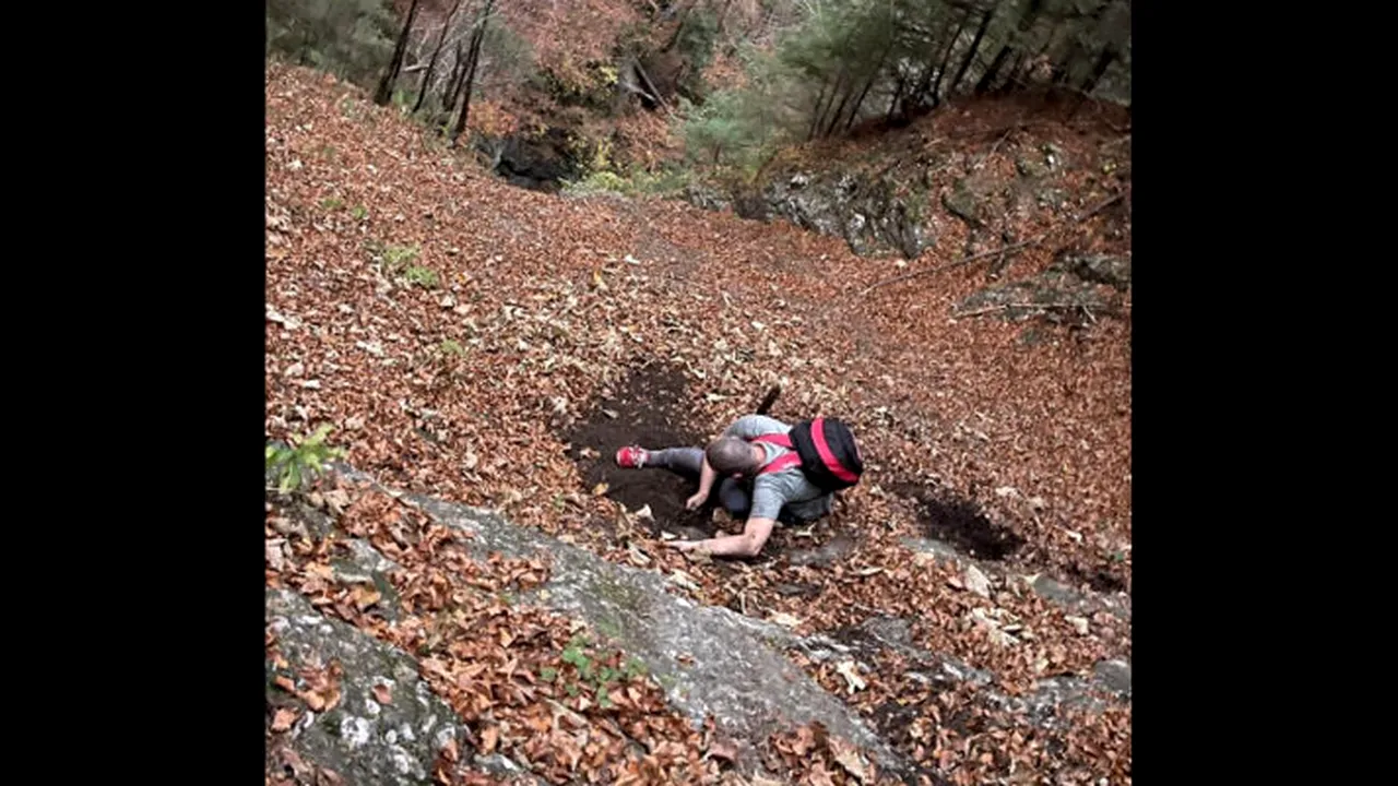 Turist din București, salvat la timp după ce a căzut într-o prăpastie din Bucegi. „Nimeni n-a scăpat cu viață de-acolo”