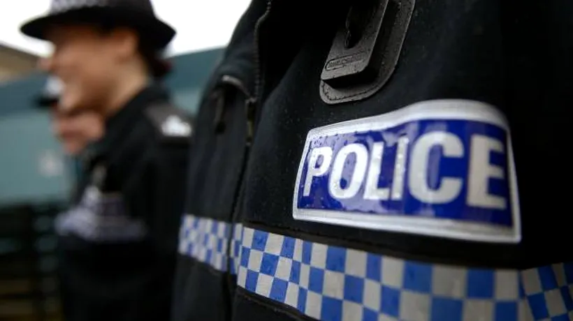 O femeie a fost luată OSTATICĂ în Marea Britanie. Cum s-a finalizat intervenția polițiștilor