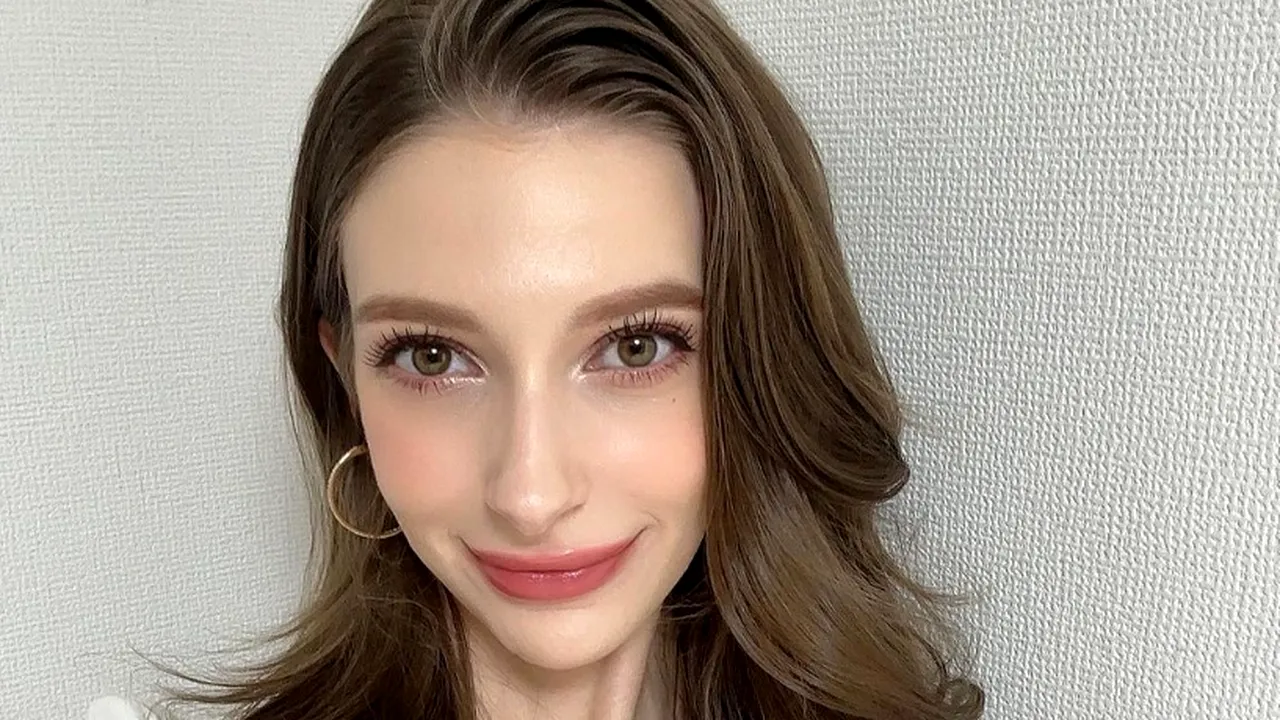 MISS Japonia, o tânără de origine ucraineană, într-o relație cu un bărbat căsătorit/Scandal uriaș la Tokyo