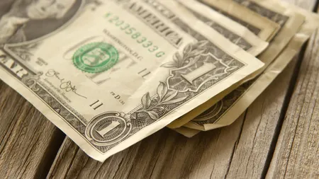 FMI îndeamnă guvernele lumii la cheltuieli cât mai multe în plină pandemie Covid-19