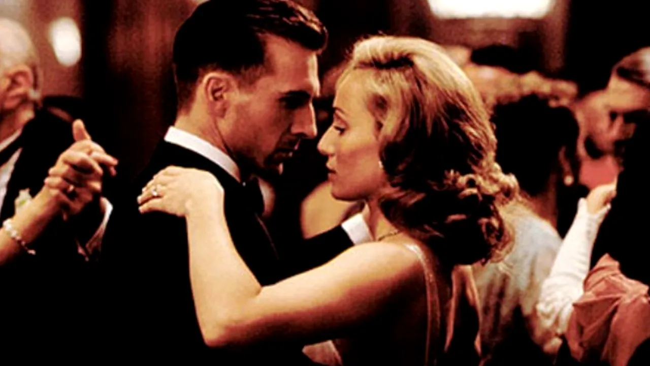 Actorul Ralph Fiennes suferă de atacuri de panică