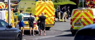 Doi morți și numeroși răniți în urma unui ATAC ARMAT produs în Marea Britanie /Un individ de 17 ani a fost arestat
