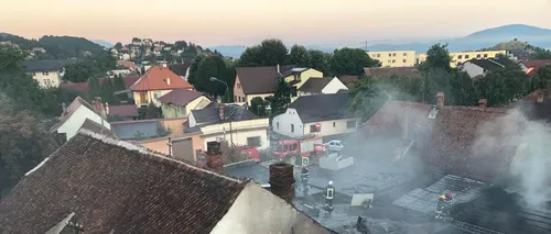 Incendiu puternic în Brașov. Un restaurant frecventat de mulți clienți a ars din temelii (Galerie FOTO)