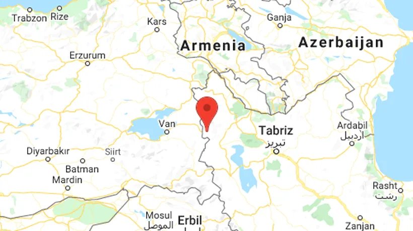 Peste 1.000 de clădiri s-au prăbușit în cutremurul de la granița dintre Turcia și Iran. Cel puțin 8 morți