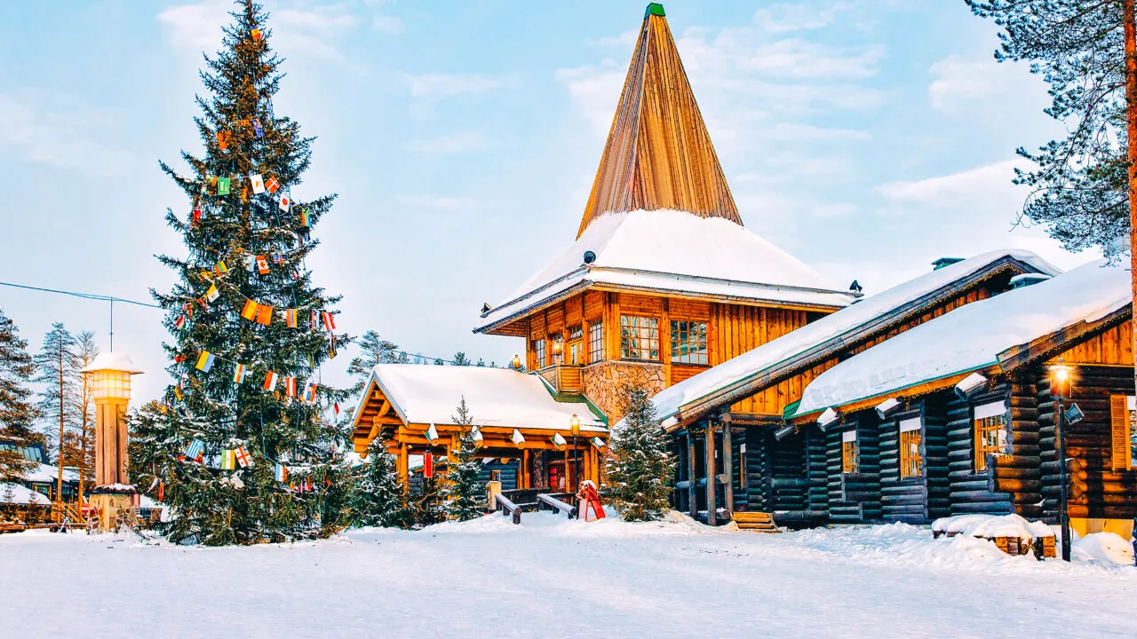 Rovaniemi, satul lui Moș Crăciun, afectat de lipsa zăpezii! Ce se întâmplă cu temperaturile în Laponia