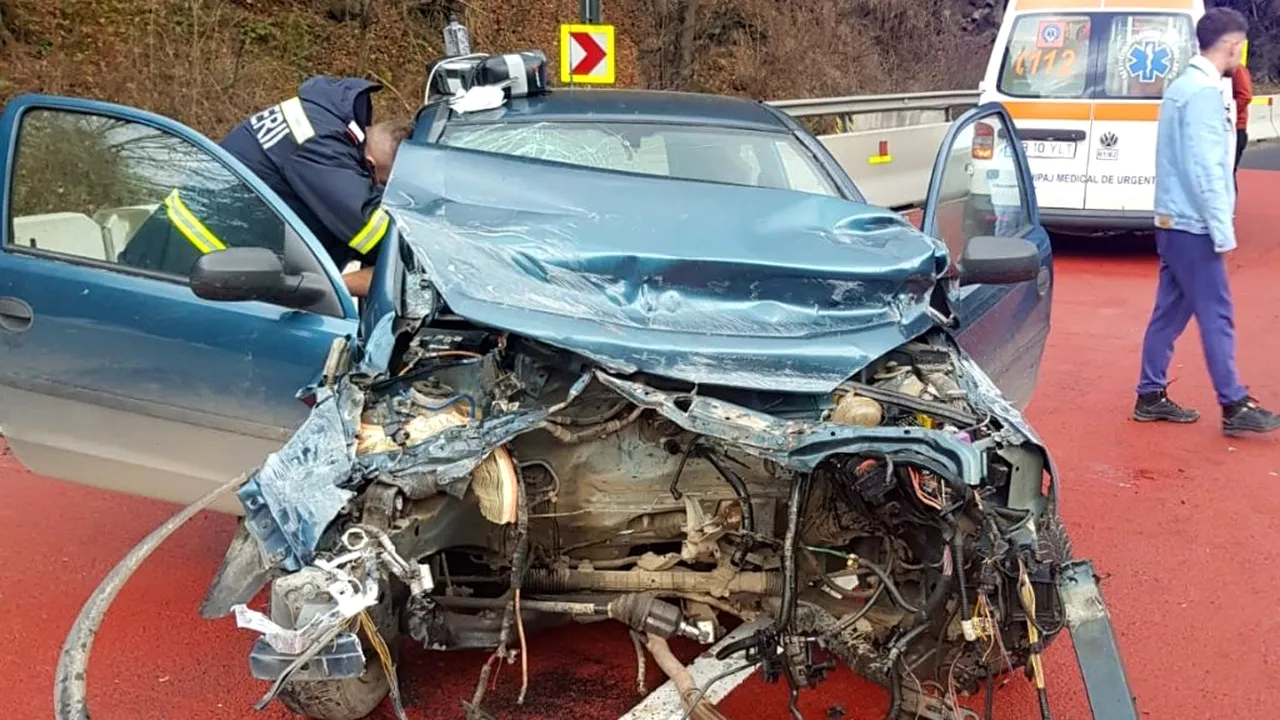 Accident grav provocat de un tânăr de 19 ani, în județul Sibiu. Imagini de la fața locului!