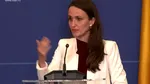 Oana Țoiu transpune în metafore relația României cu SUA: „Milkshake, nu există nicio modalitate de a scoate căpșunile”