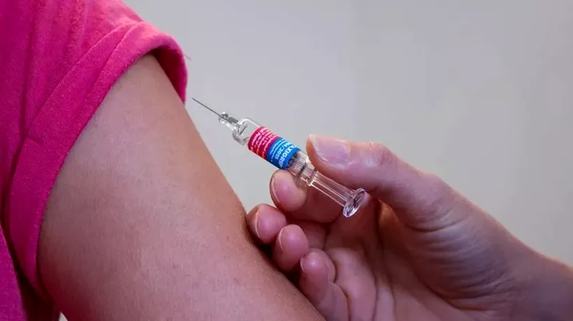 România și alte nouă state din Europa de Est solicită Comisiei Europene să le permită renunțarea la cumpărarea de vaccinuri anti-COVID (POLITICO)