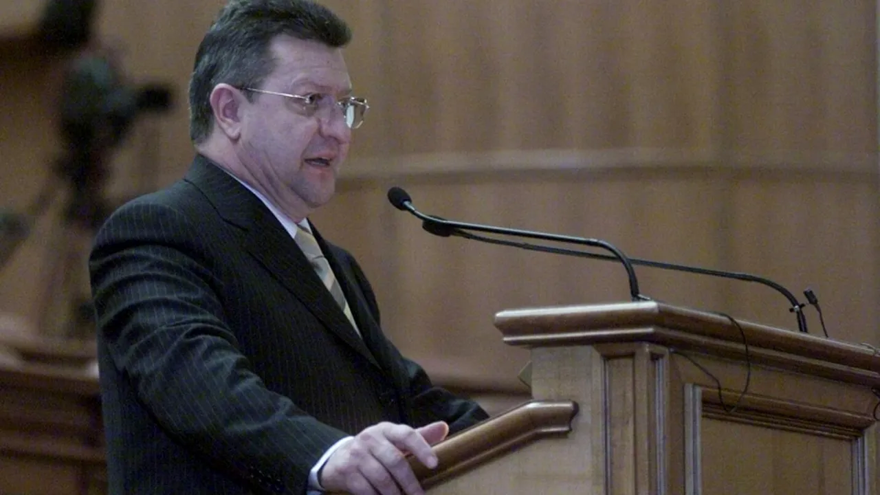 Bogdan Niculescu Duvăz, fost ministru, a murit | Petre Roman: E o pierdere considerabilă. Era un om inteligent, pregătit / Traian Băsescu: E un politician care a plecat fără să spună toate cele ce erau de spus de Revoluție, mineriade