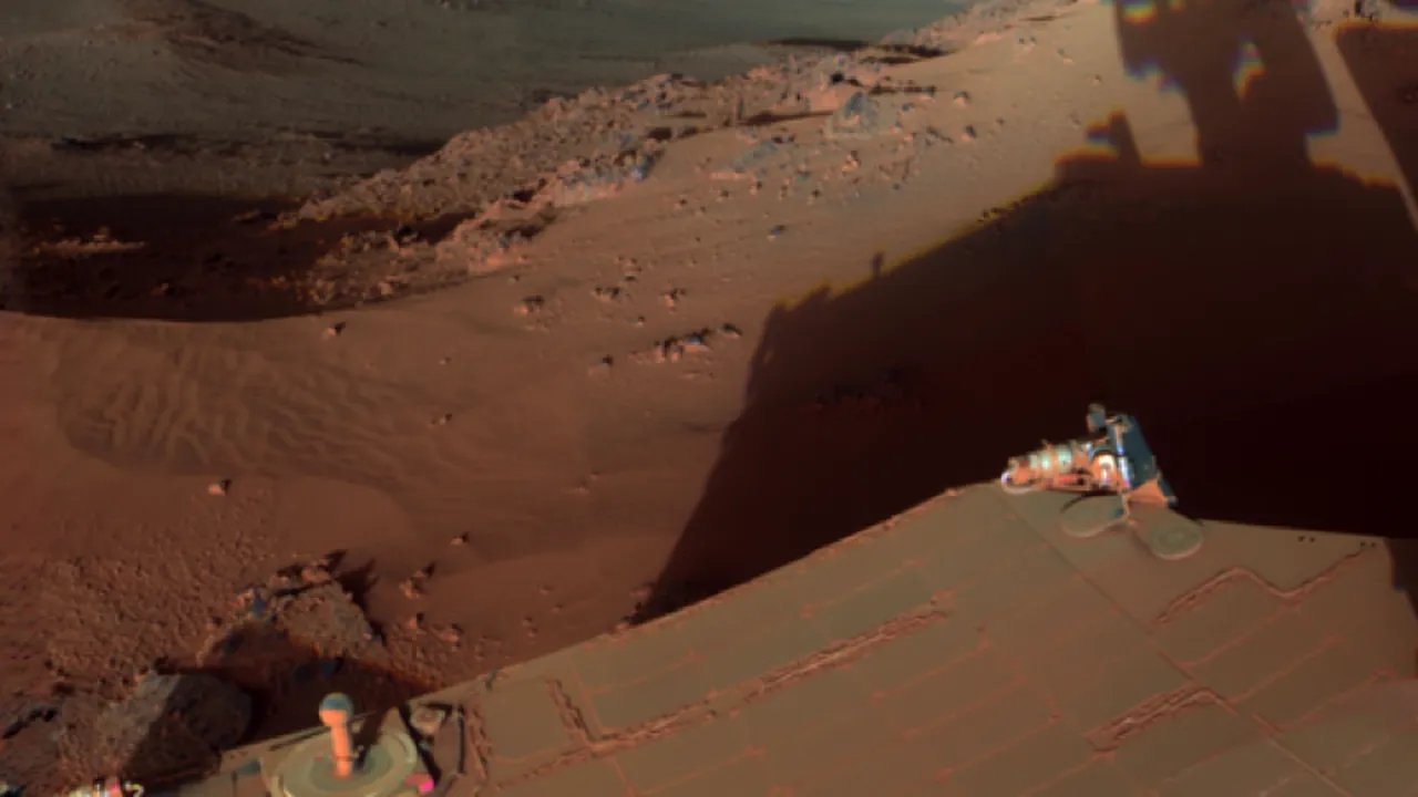 Fotografia unui crater de pe Marte, difuzată în premieră de NASA