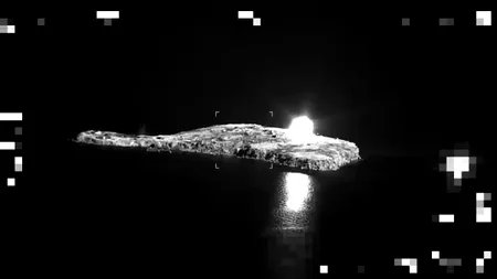 VIDEO | Rușii au bombardat cu fosfor Insula Șerpilor, lansând proiectile dintr-un avion Su-30. Atacul aerian a fost filmat