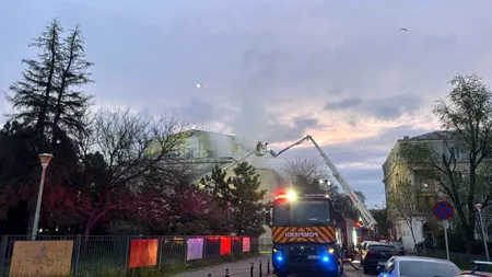 Incendiu la Teatrul Masca din București. Pompierii fac verificări la acoperiș