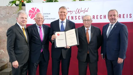 Ultima decorație primită de Klaus Iohannis va fi donată bolnavilor de cancer din România. De unde vin banii