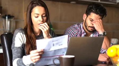 Ireal ce factură la curentul electric a primit acest cuplu de șomeri. Câți bani au de plătit Patricia și Marko