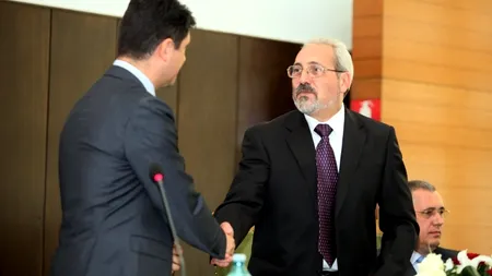 Fostul viceprimar al Iașiului Romeo Olteanu, instalat în funcția de prefect în prezența lui Corlățean
