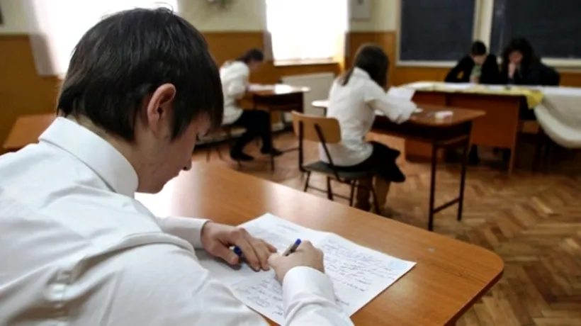 BACALAUREAT 2014. Elevii de clasa XII-a și clasa a XI-a susțin luni simulare la BAC 2014 - proba scrisă de limba română. UPDATE