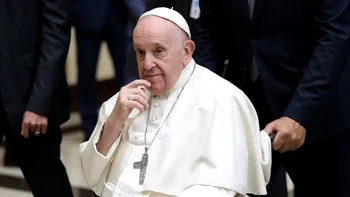 Guvernul României va declara zi de doliu național sâmbătă, la funeraliile Papei Francisc