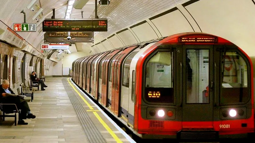 Demers INEDIT. Metroul din Londra va avea automate cu POVESTIRI scurte