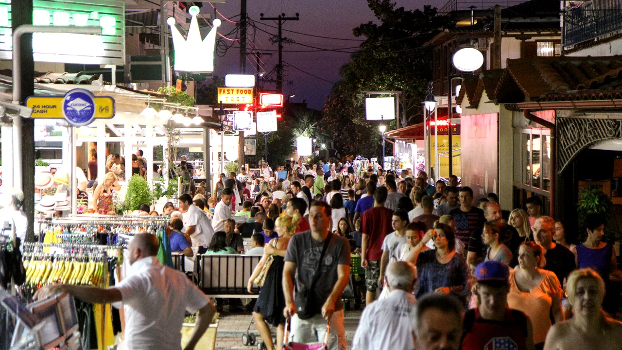 Amenințarea teroristă schimbă harta turistică a Europei. Care sunt cele mai periculoase destinații de vacanță