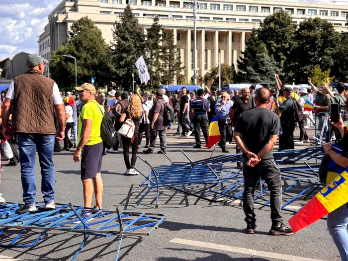 Protestul ciobanilor din Piata Victoriei a degenerat în violențe