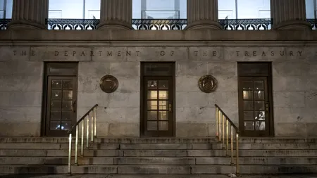Mai multe stații de lucru și documente ale Departamentului Trezoreriei SUA, accesate de HACKERI chinezi