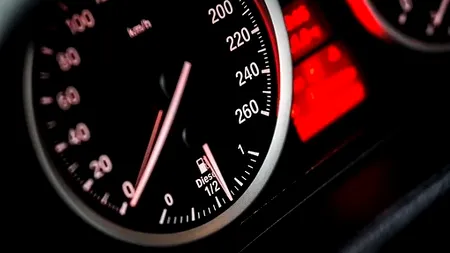 Modificarea Codului rutier: Cursuri de conducere defensivă pentru obținerea permisului auto