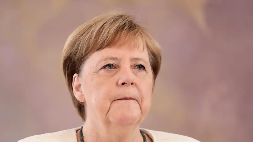 Angela Merkel, surprinsă tremurând pentru a doua oară la o ceremonie oficială - VIDEO