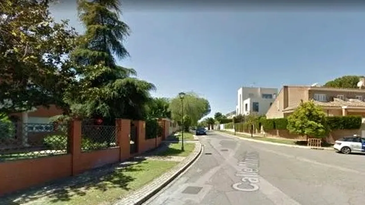 Voia să devină star porno, dar a sfârșit tragic: Tânăr de 20 de ani, descoperit mort în piscina vilei unde tocmai ce dăduse audiții pentru un film erotic