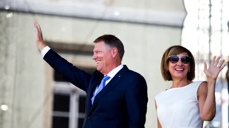 Ce a postat Carmen Iohannis pe Facebook, imediat după aflarea victoriei soțului ei. Prima doamnă a primit o mulțime de mesaje