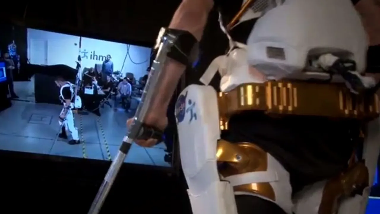 VIDEO: NASA a creat un costum de 