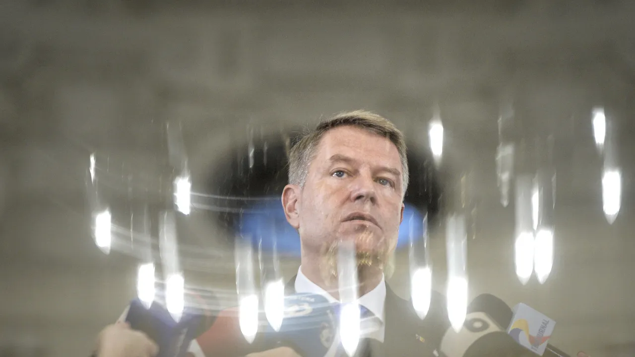 HACHIȚELE președintelui îi bagă pe liderii PSD în ședință. Ilan Laufer îl acuză pe Klaus Iohannis de ANTISEMITISM