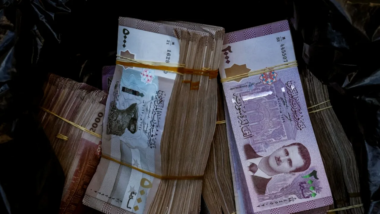 Siria importă bancnote din Rusia pe fondul PENURIEI de numerar