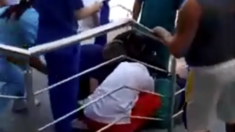 Un pacient externat de la Cardiologie a făcut stop cardio-respirator pe scările unui spital din Craiova. Bărbatul a murit - VIDEO