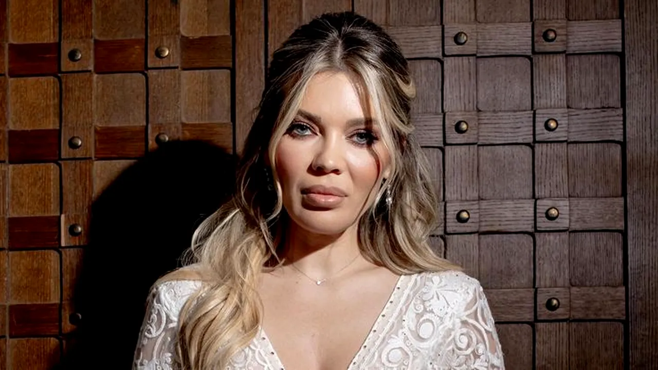 Gina Pistol s-a lăsat pe mâna ESTETICIANULUI. ”Am zis că dacă fac 43 de ani să mai scad 5 ani”