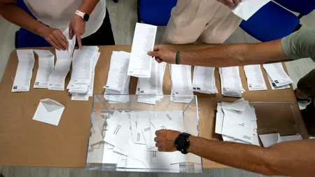 Proiecții EUROPARLAMENTARE | Forțele de dreapta înregistrează avans în multe țări UE, inclusiv în Franța și Germania