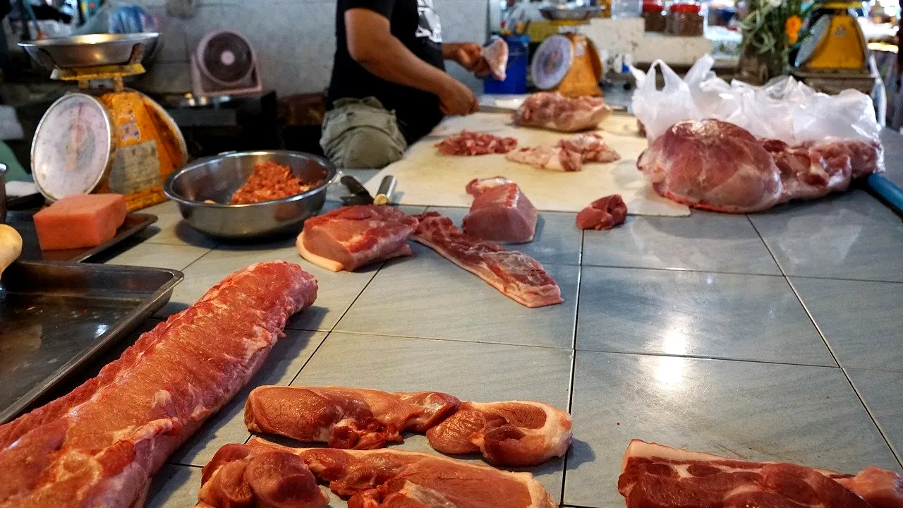 România a importat carne  în valoare de peste 200 milioane de euro în primele 3 luni din 2021