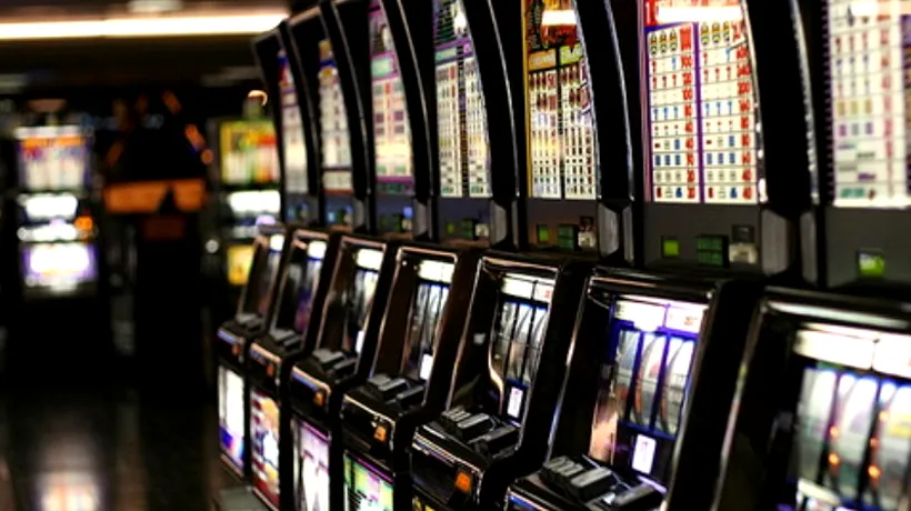Parlamentul ungar a aprobat interzicerea aparatelor pentru jocuri de noroc în baruri