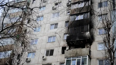 Un bărbat a ajuns la spital, în urma unei explozii care a avut loc într-un bloc din Bacău