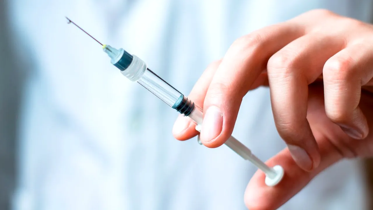 Un copil din Suceava, cu pareză după o injecție făcută de pediatru
