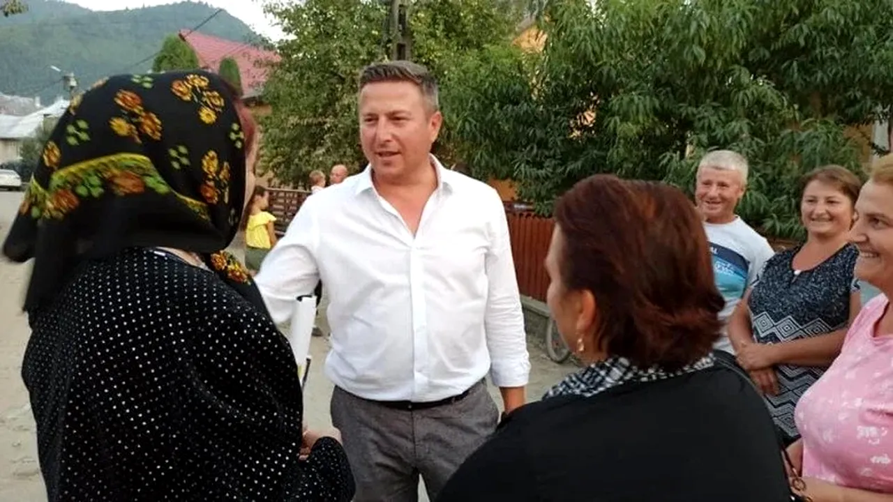 Președintele PNL din Sângeorz-Băi, în mitinguri electorale alături de primarul care s-a filmat cum își umilea fiica: „Nu mă interesează familia lui Traian Ogâgău, mă interesează gospodarul”